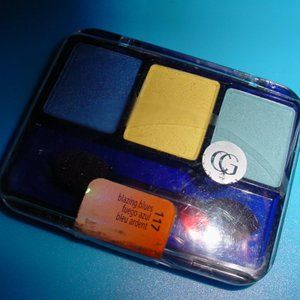 COVERGIRL New Eyeshadow Trio BLAZING BLUES